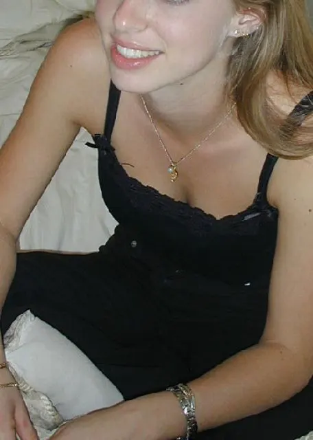 Esmee19 image 0